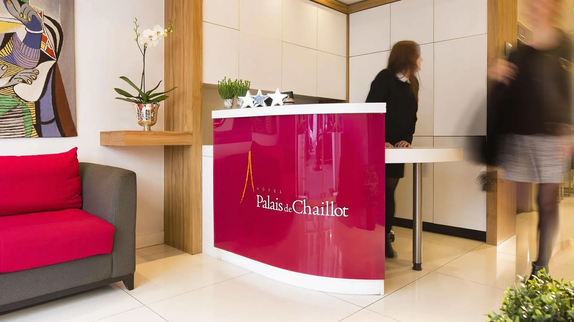 ***  Hotel Palais De Chaillot Paris France