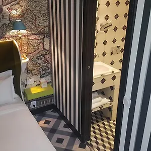 Otel Du Continent, Paris