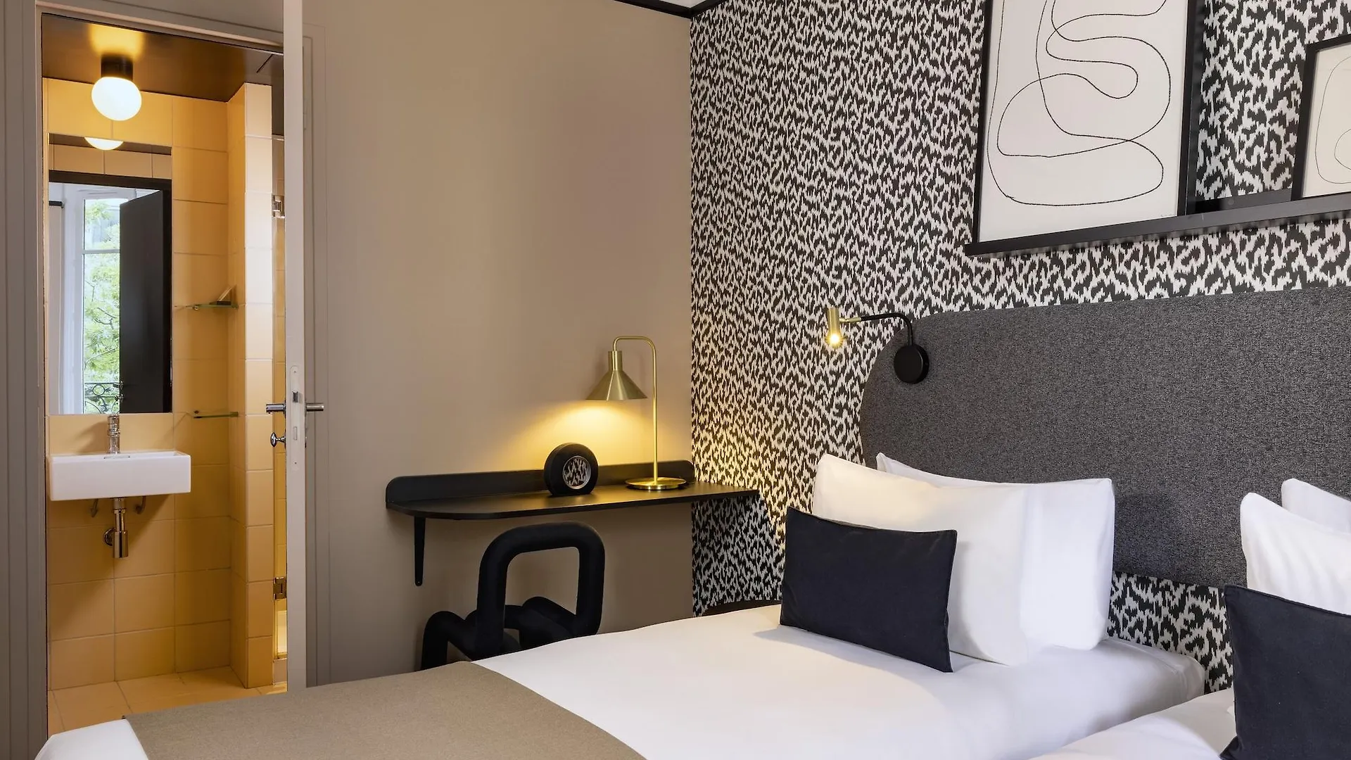 Hotel Palais De Chaillot París 3*,